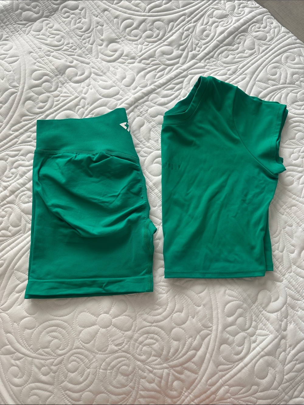 Women's Green Active Short Set - KEEPTHATPUMP